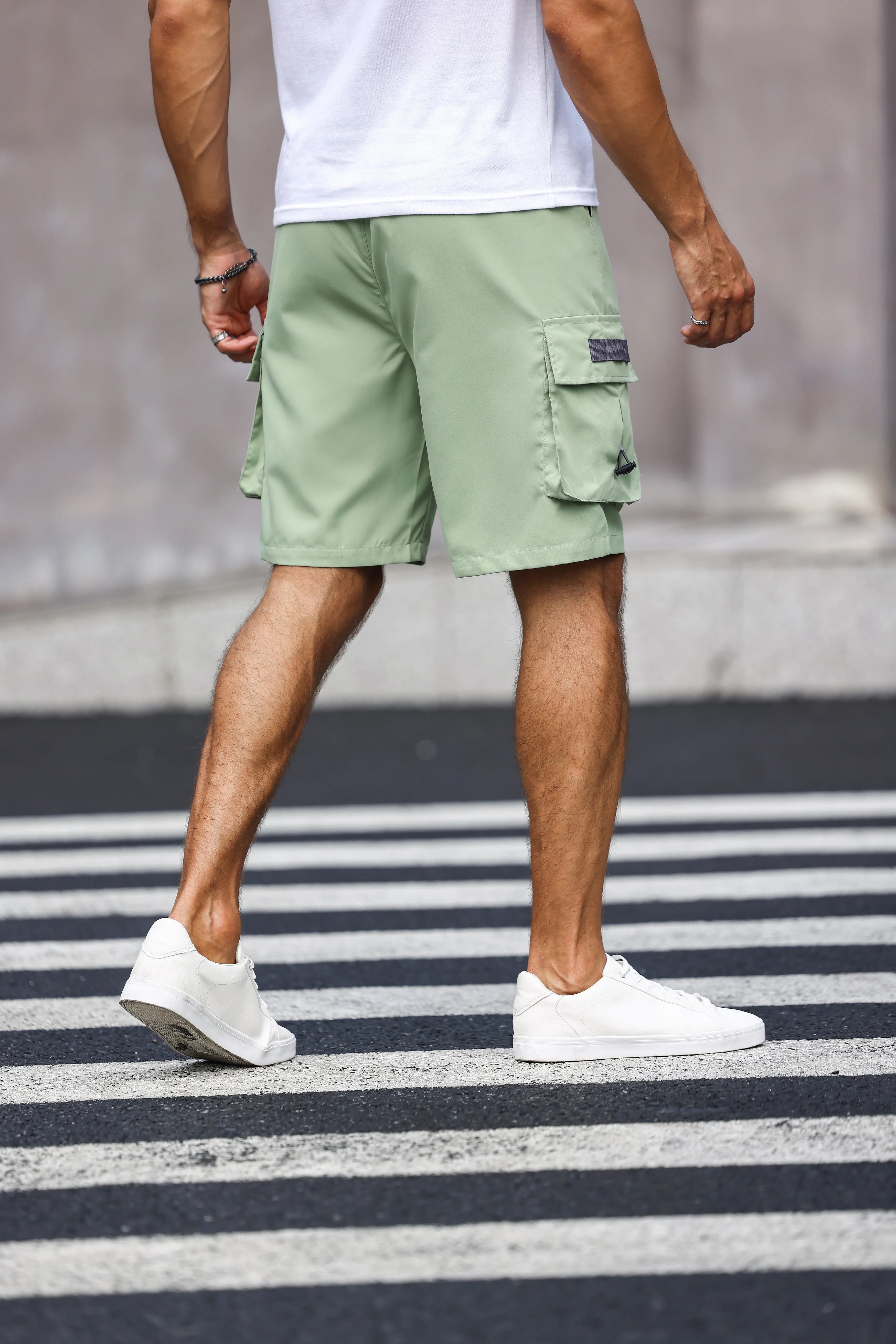 Men’s Multicolor Cargo Shorts – Solid Color Drawstring Summer Shorts with Pockets